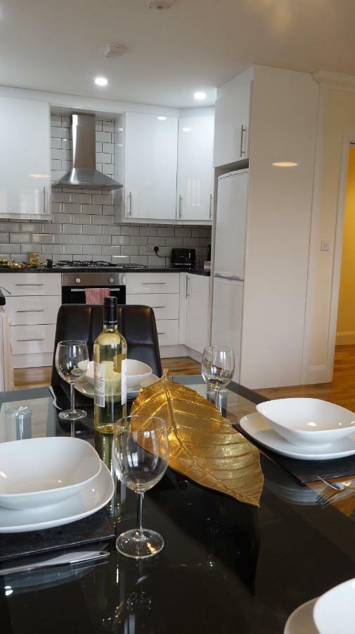 AshfordLuxury 2 Bed 2 Bath - Free Parking - 5Min To Airport - Sleeps 6アパートメント エクステリア 写真