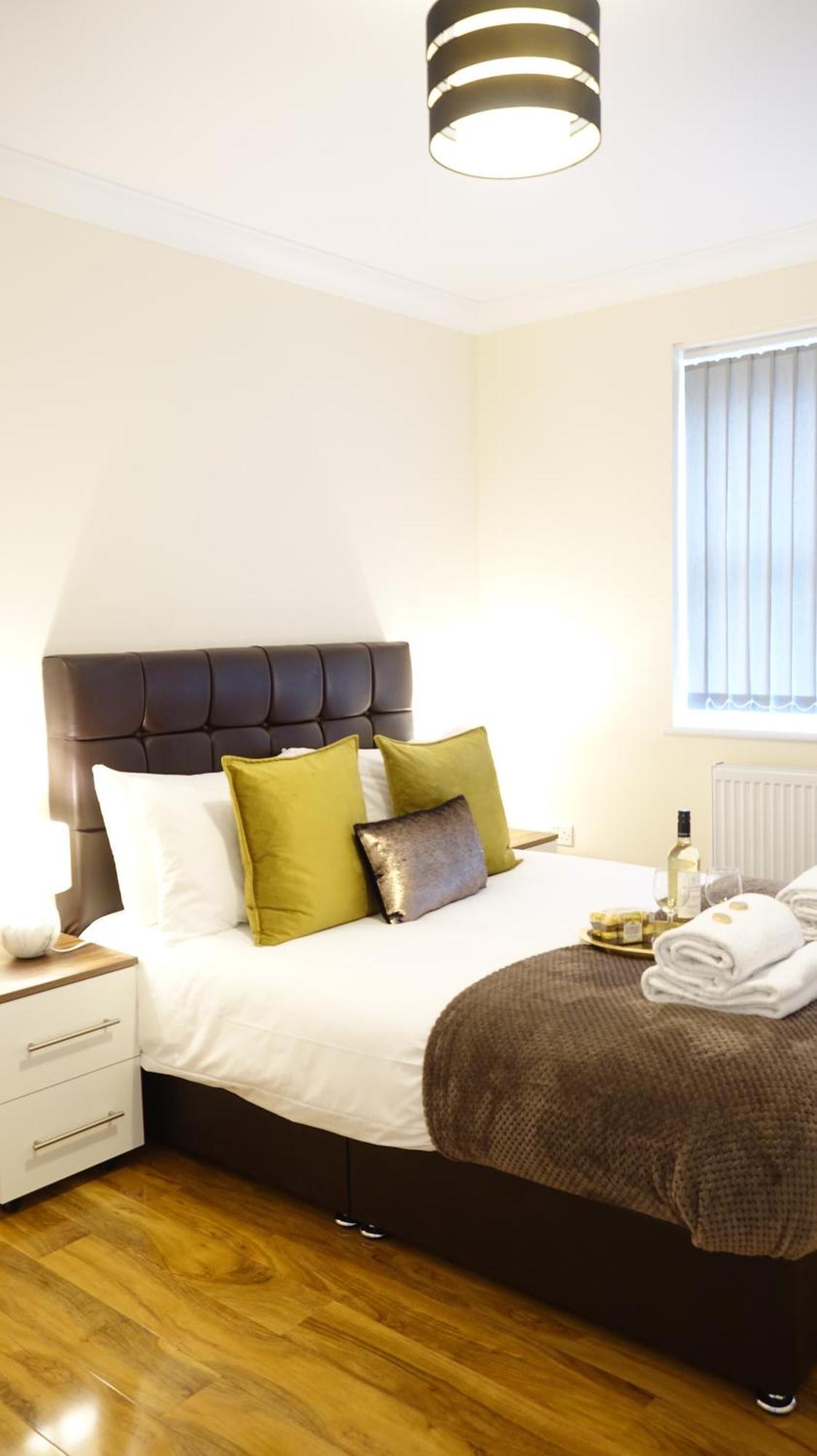 AshfordLuxury 2 Bed 2 Bath - Free Parking - 5Min To Airport - Sleeps 6アパートメント エクステリア 写真