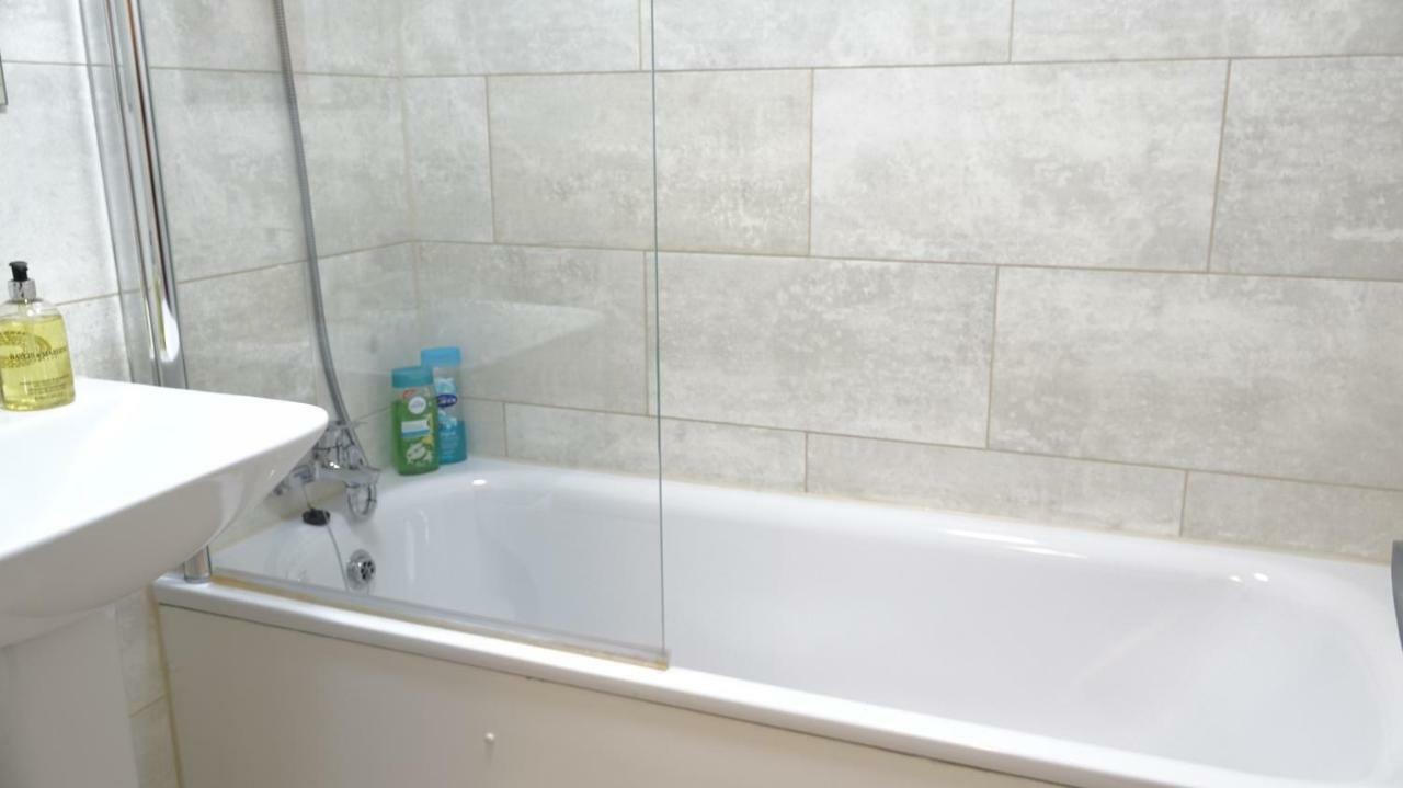 AshfordLuxury 2 Bed 2 Bath - Free Parking - 5Min To Airport - Sleeps 6アパートメント エクステリア 写真