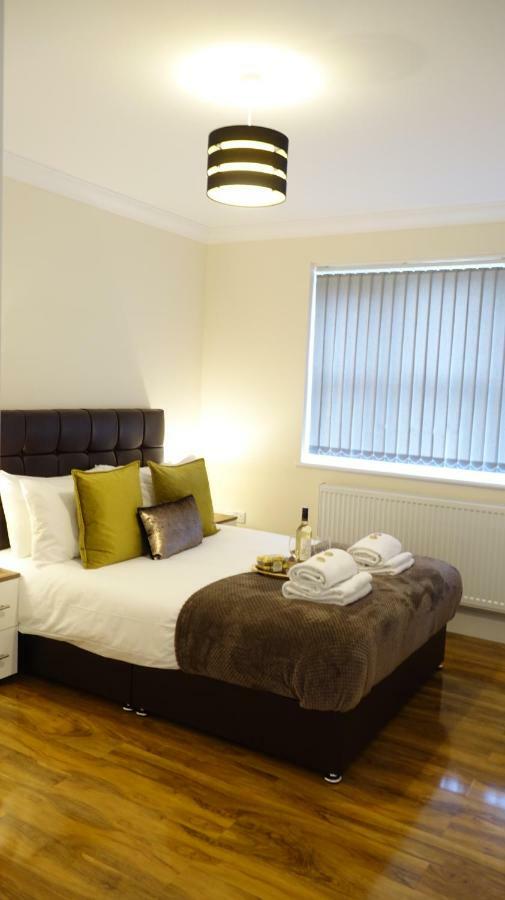 AshfordLuxury 2 Bed 2 Bath - Free Parking - 5Min To Airport - Sleeps 6アパートメント エクステリア 写真