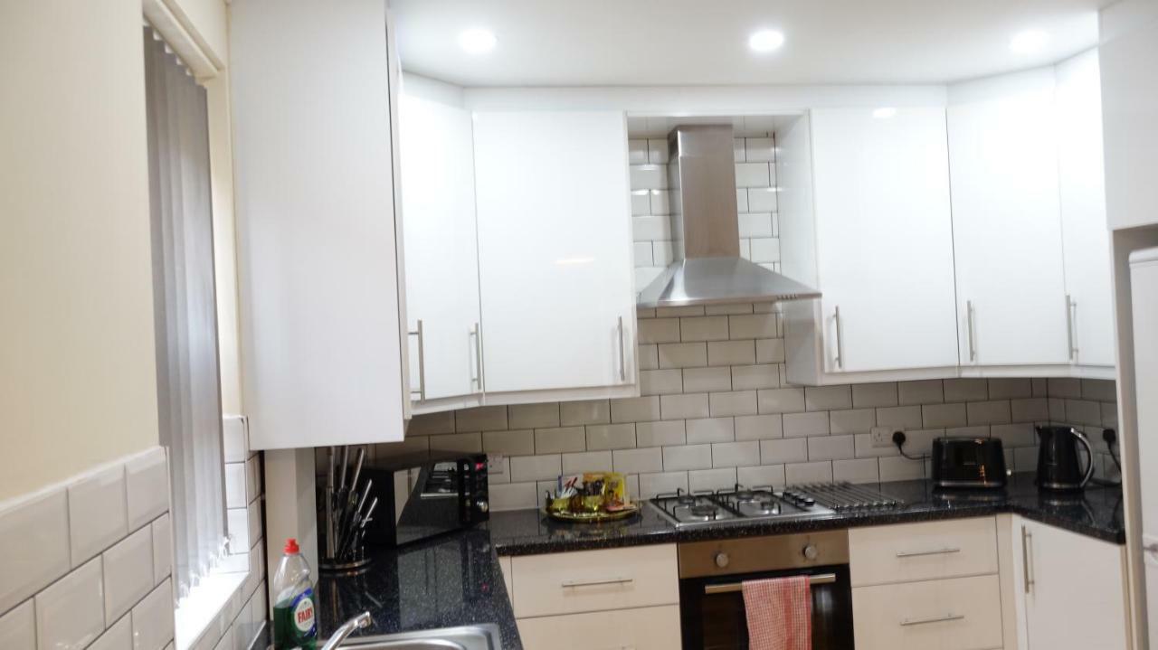 AshfordLuxury 2 Bed 2 Bath - Free Parking - 5Min To Airport - Sleeps 6アパートメント エクステリア 写真