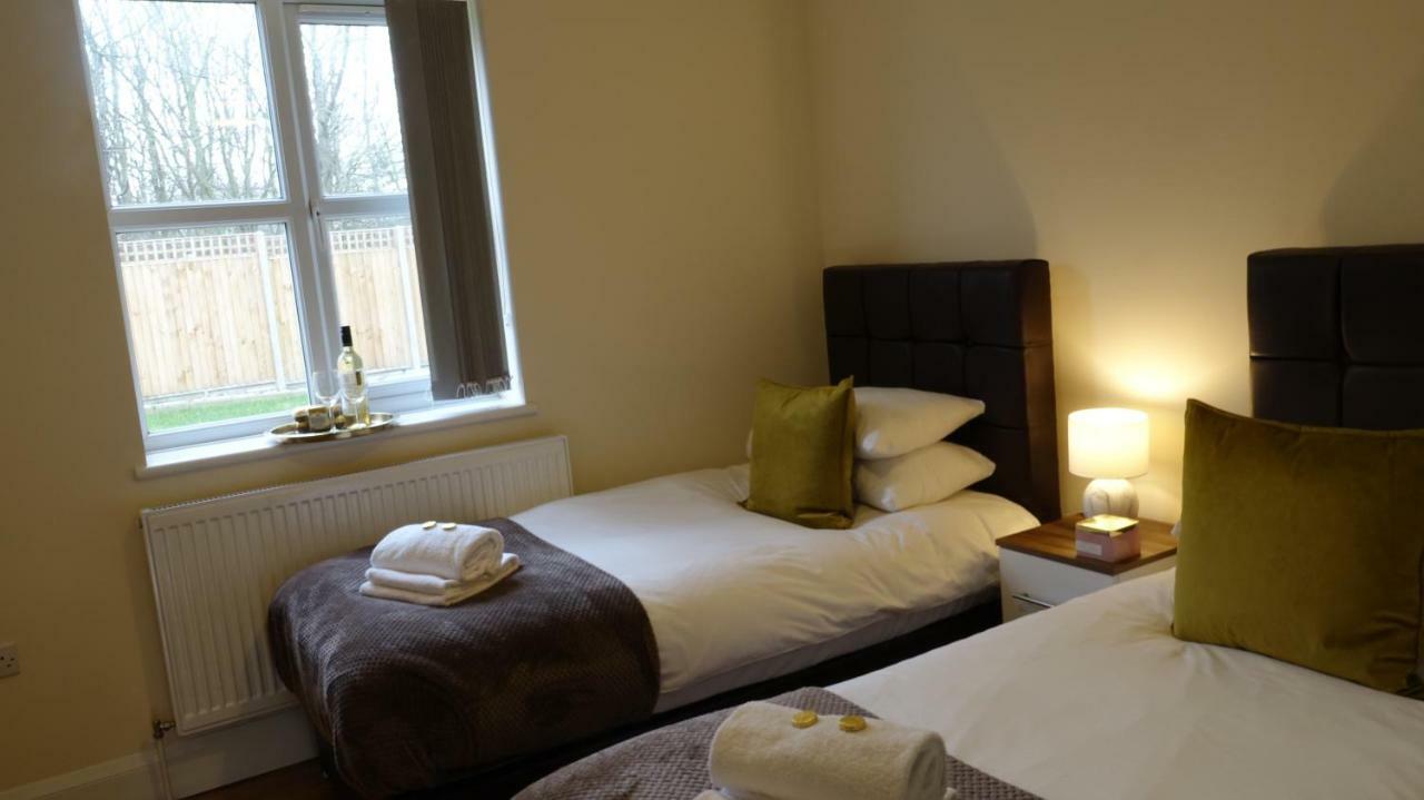AshfordLuxury 2 Bed 2 Bath - Free Parking - 5Min To Airport - Sleeps 6アパートメント エクステリア 写真